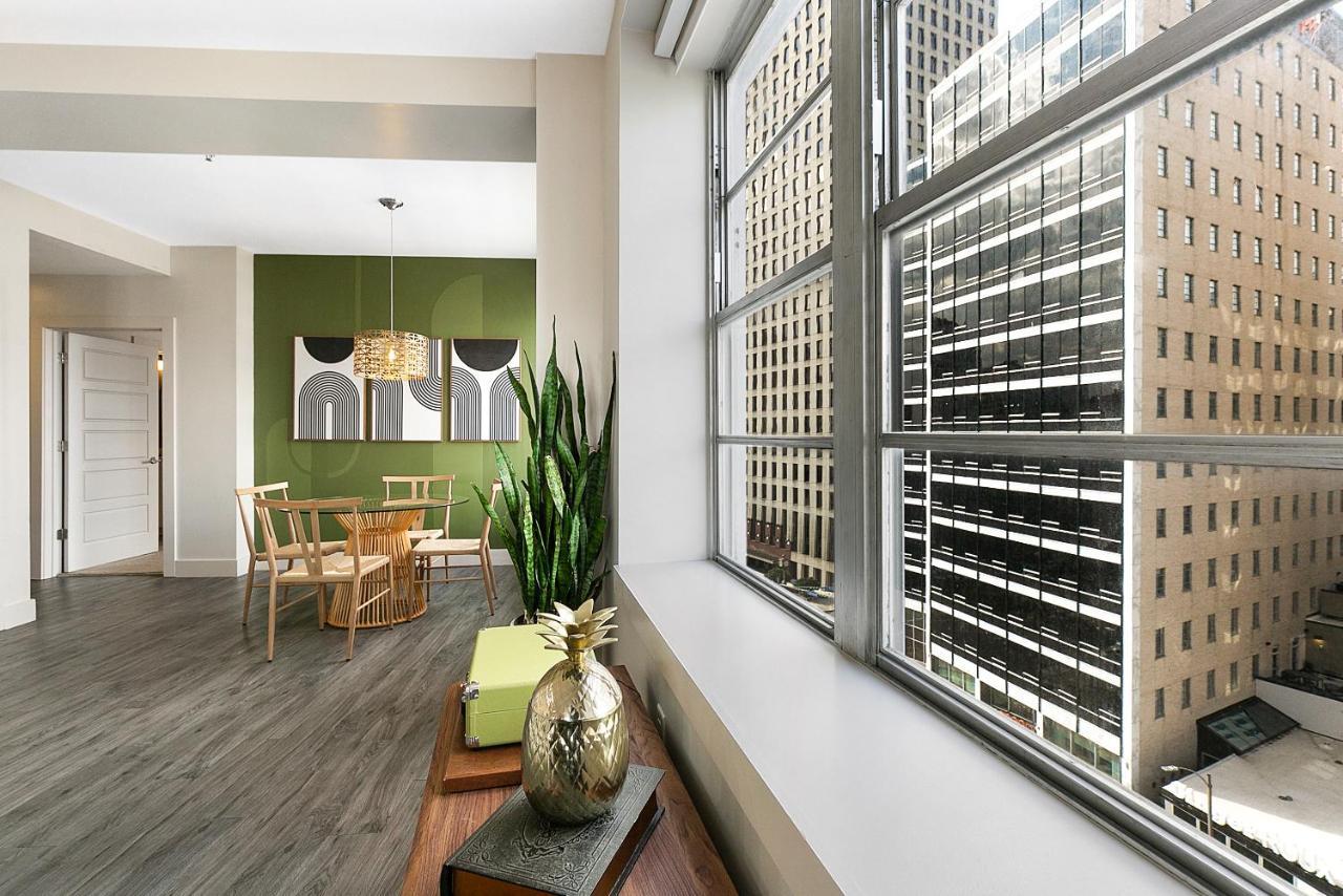 Luxury 2-Bedroom Condo Steps Away From The French Quarter New Orleans Exteriör bild