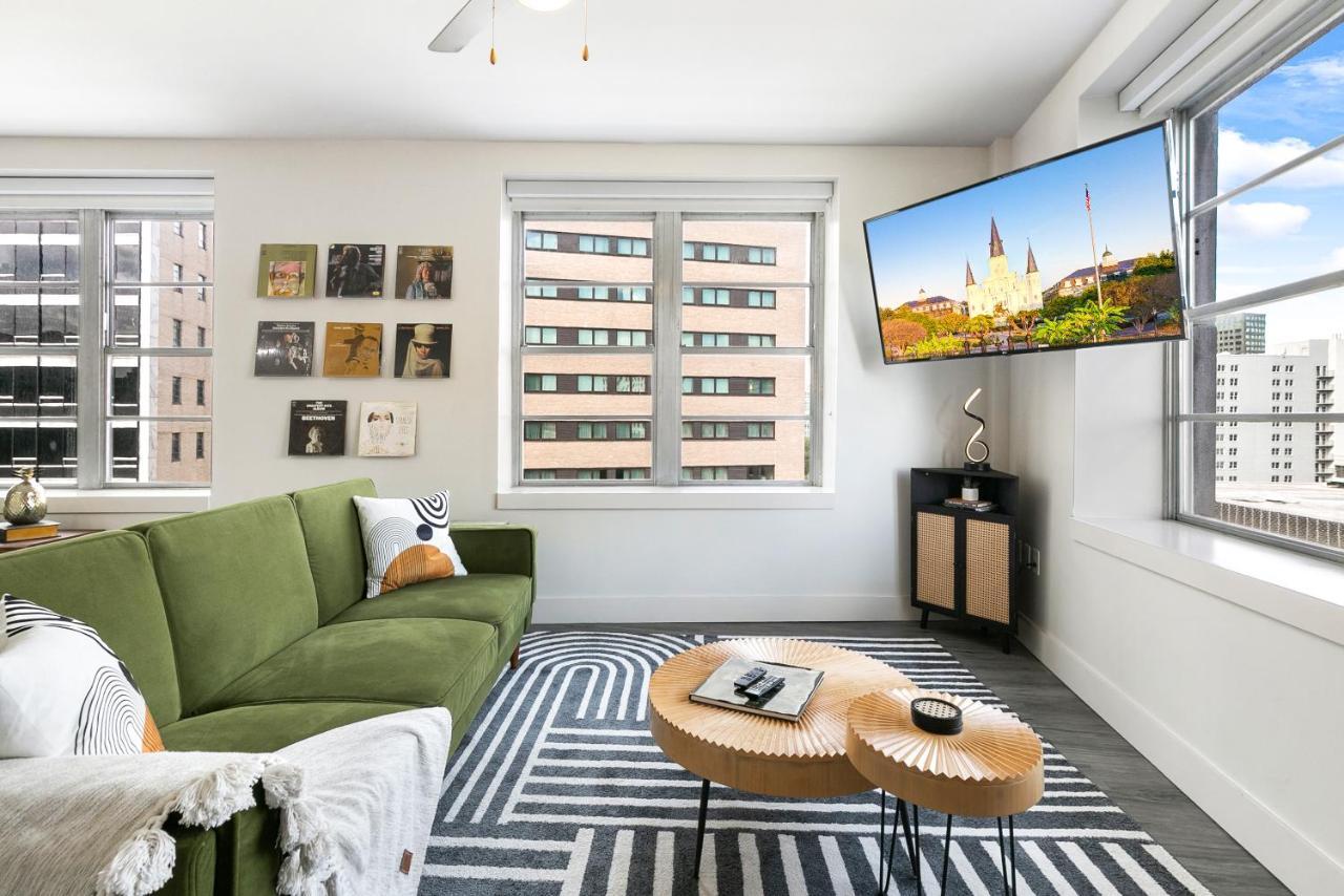 Luxury 2-Bedroom Condo Steps Away From The French Quarter New Orleans Exteriör bild