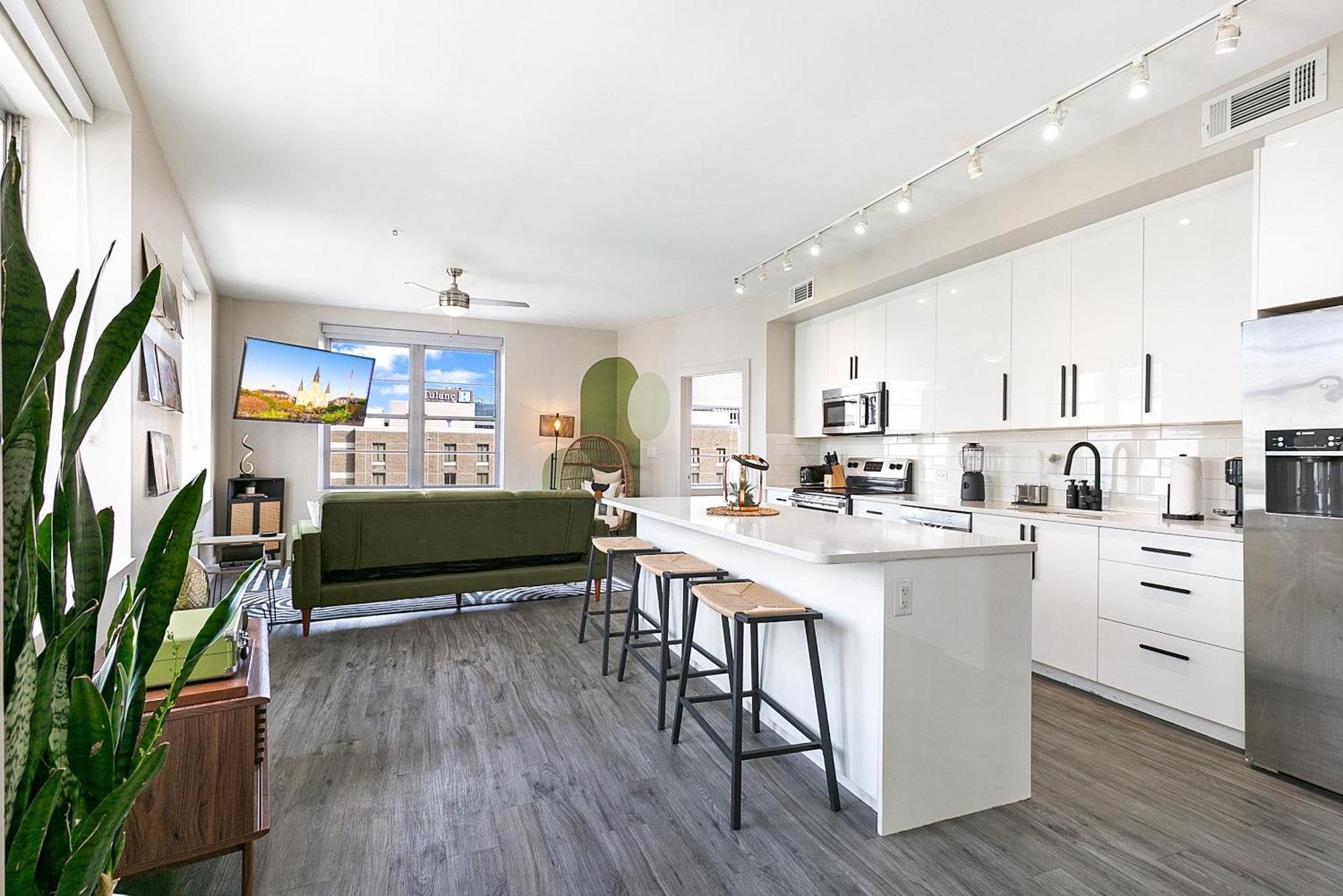 Luxury 2-Bedroom Condo Steps Away From The French Quarter New Orleans Exteriör bild