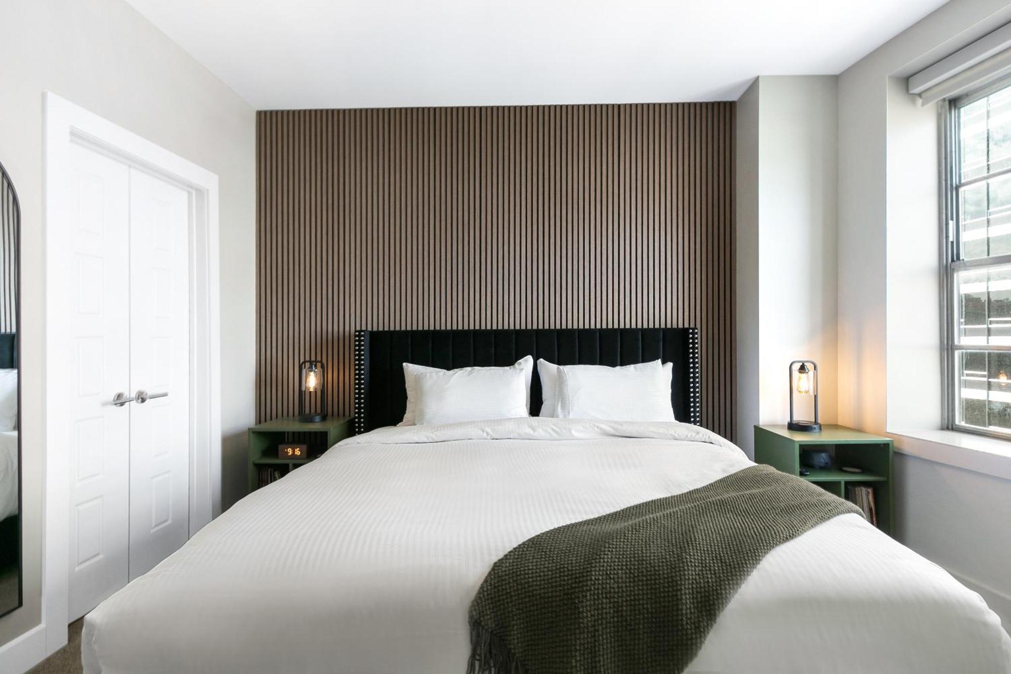 Luxury 2-Bedroom Condo Steps Away From The French Quarter New Orleans Exteriör bild